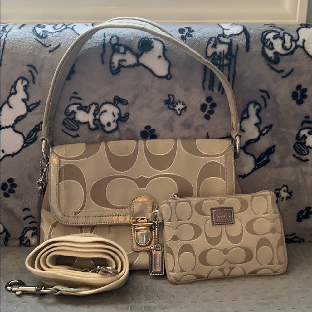 PERFECT/NEW condition Coach set